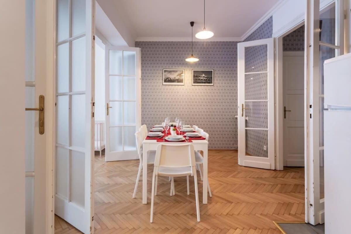 Home Away From Home In The Center بودابست المظهر الخارجي الصورة